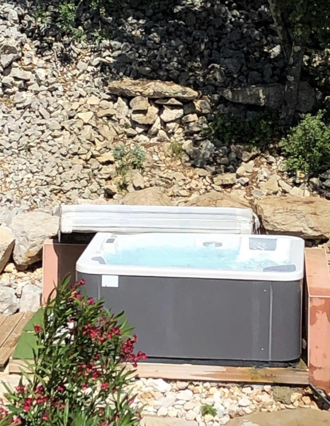 Au Gre Du Sud Bed and Breakfast Puéchabon Εξωτερικό φωτογραφία